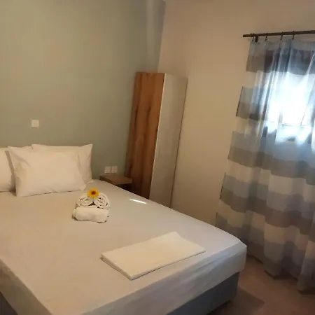 Pefkonas Apartments2 100 M From The Апартаменты *