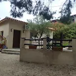 Pefkonas Apartments2 100 M From The