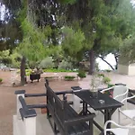 Pefkonas Apartments2 100 M From The