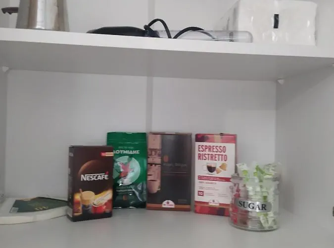 Pefkonas Apartments2 100 M From The Psakoudia