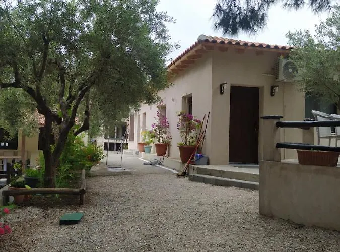 Pefkonas Apartments2 100 M From The * Psakoudia